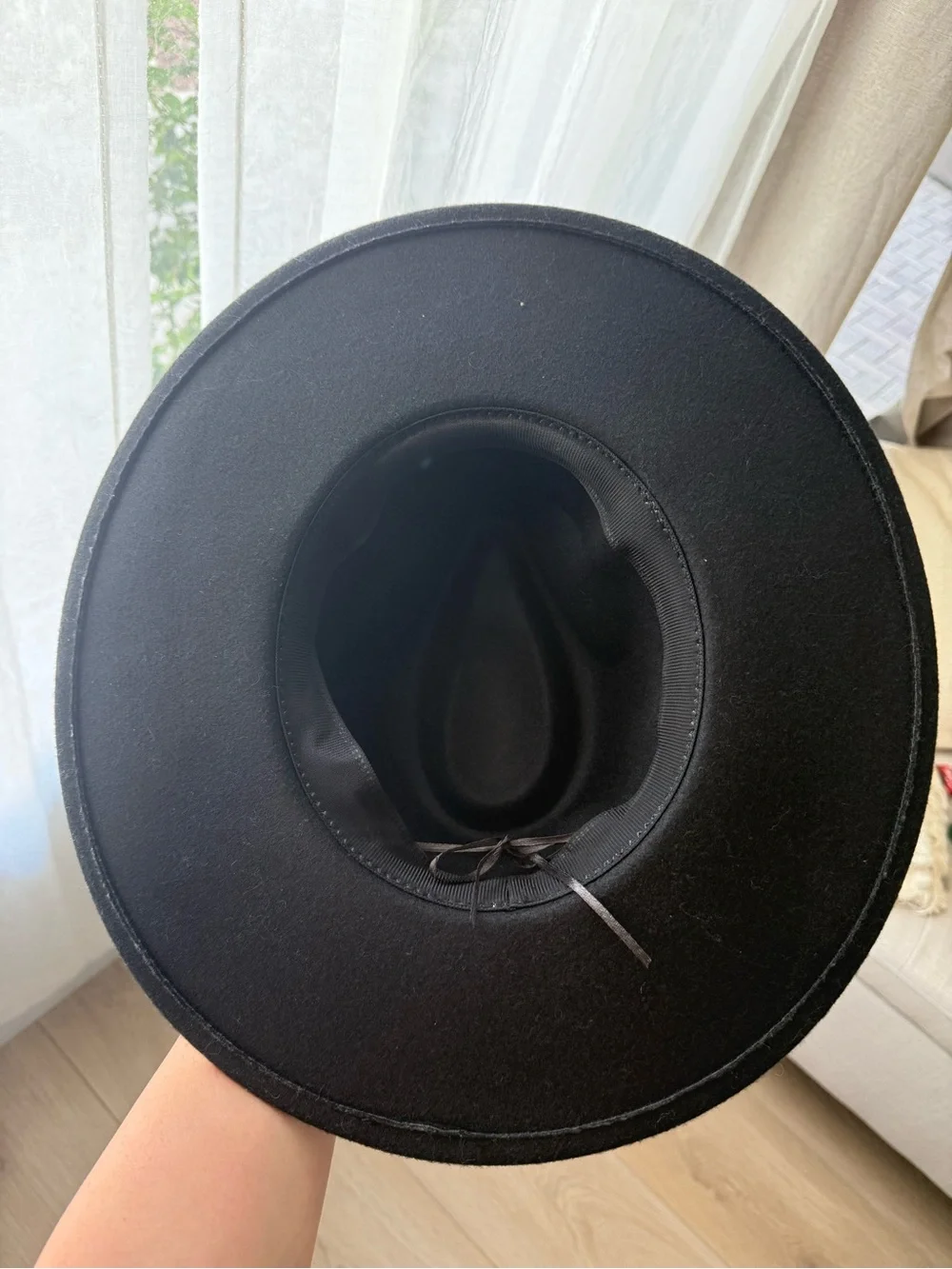 Windsor Black Felt Wide-Brim Hat with Gold Accent Band